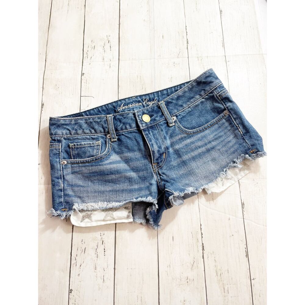American Eagle Star Jean Shorts Size 4